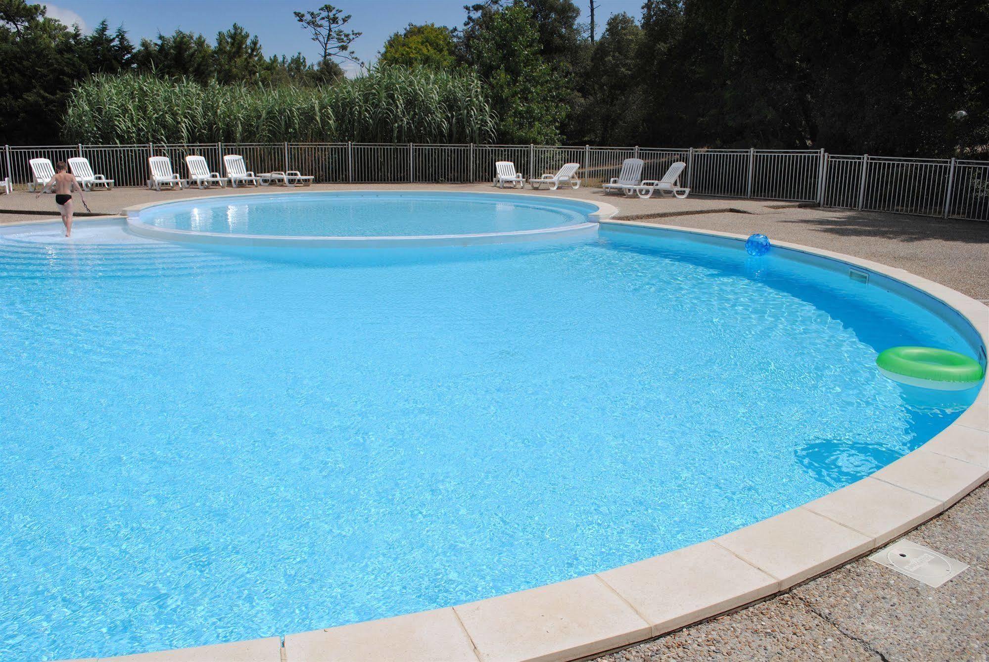 Residence Nemea Les Sables Vignier Saint-Georges-d'Oleron Bagian luar foto