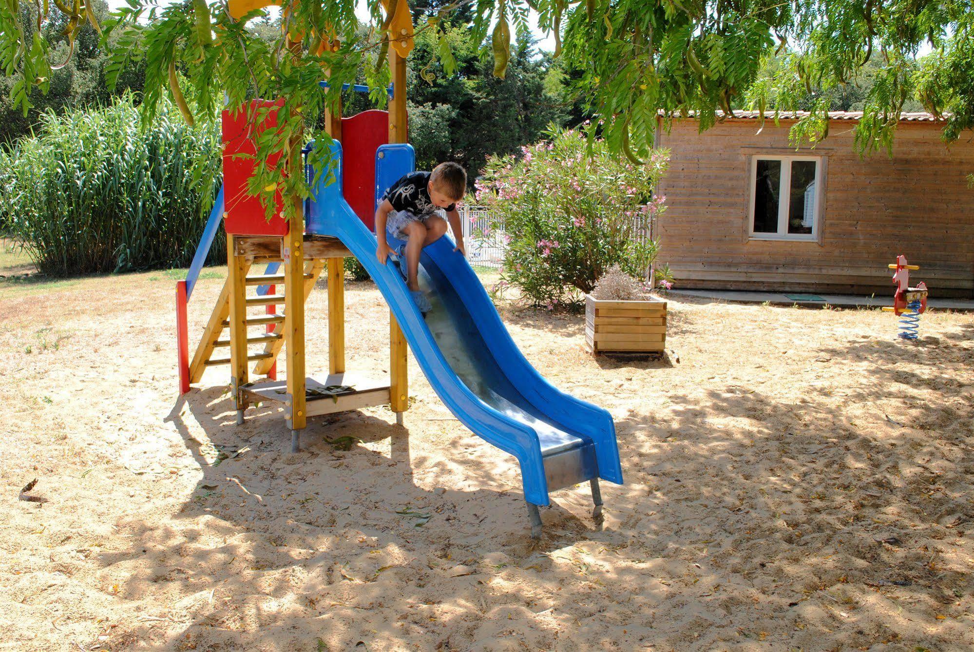 Residence Nemea Les Sables Vignier Saint-Georges-d'Oleron Bagian luar foto