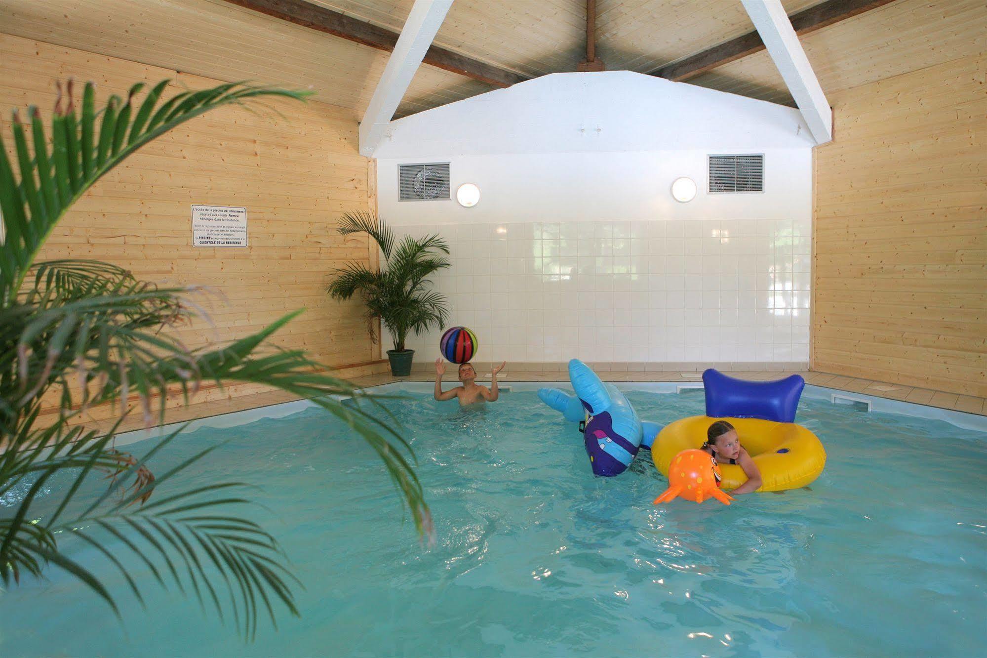 Residence Nemea Les Sables Vignier Saint-Georges-d'Oleron Bagian luar foto